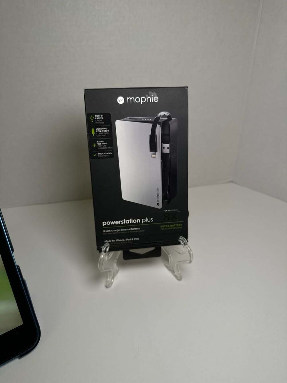 Mophie Powerstation Plus 8X Quick-Charge external battery & Lightning Connector